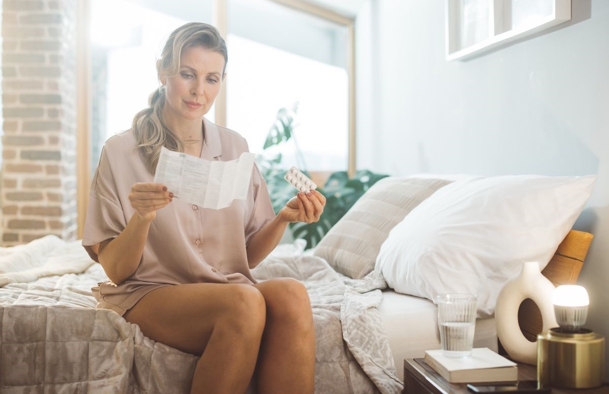 reposicao-hormonal-menopausa-dra-mariana-ataide-medica-endocrinologista-sao-paulo